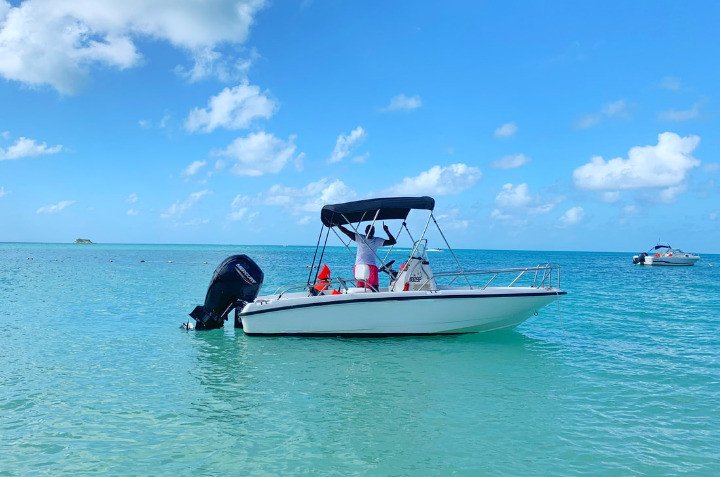 CocoVibes Boat Tour